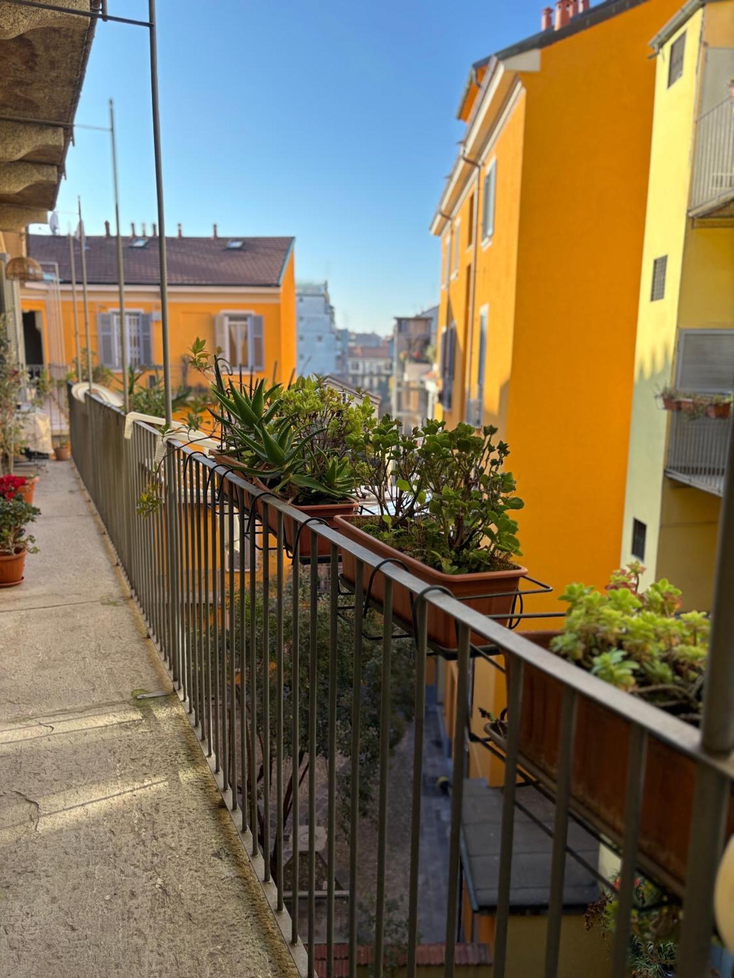 La Vecchia Milano-Les Nubles Vannucci - Il Ballatoio E Il Cortile Milão Exterior foto