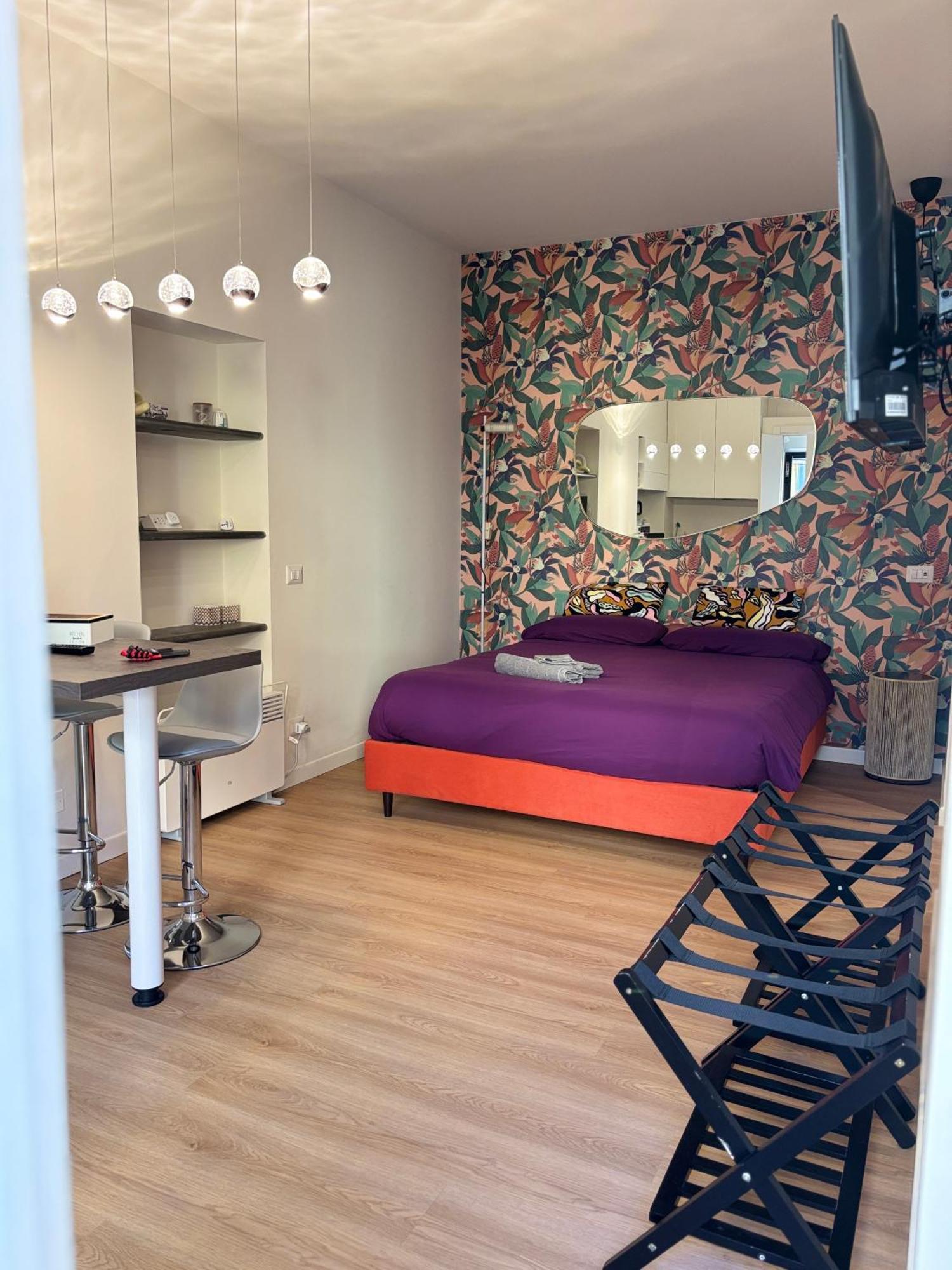 La Vecchia Milano-Les Nubles Vannucci - Il Ballatoio E Il Cortile Milão Exterior foto