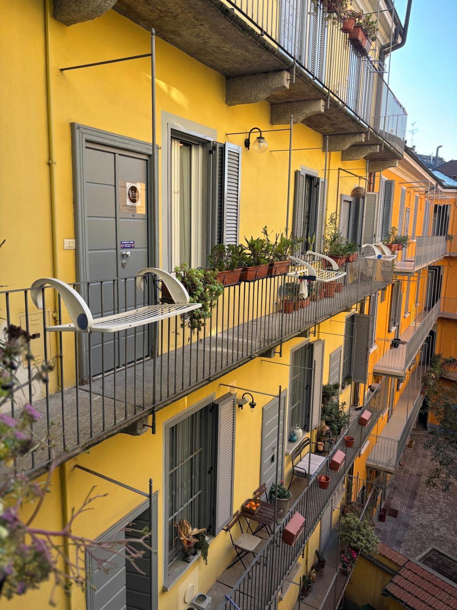 La Vecchia Milano-Les Nubles Vannucci - Il Ballatoio E Il Cortile Milão Exterior foto