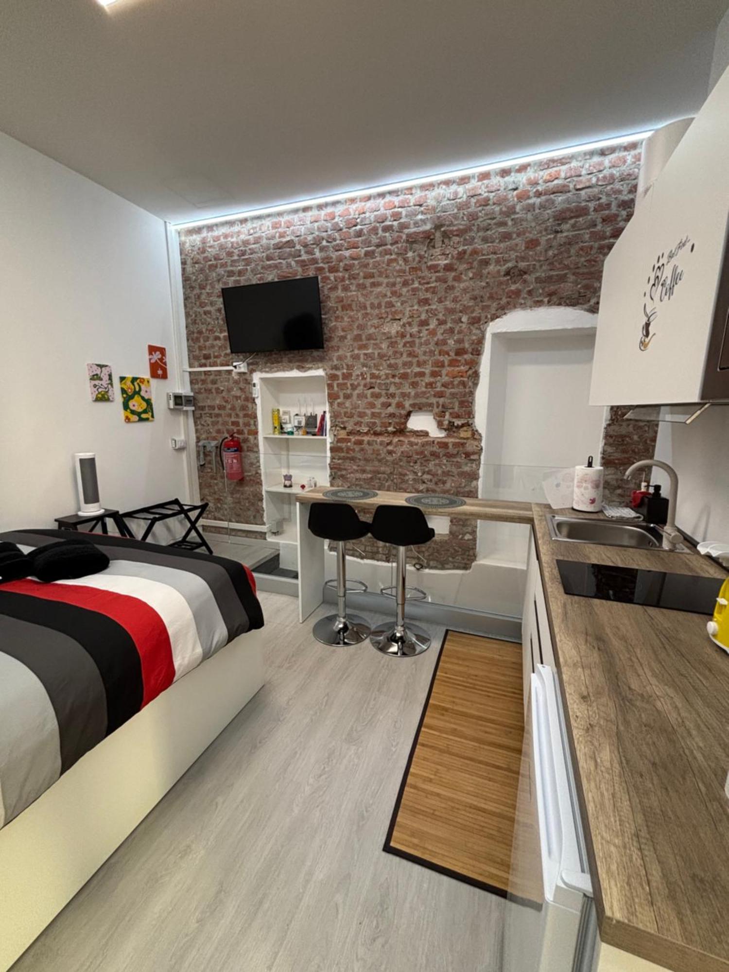 La Vecchia Milano-Les Nubles Vannucci - Il Ballatoio E Il Cortile Milão Exterior foto